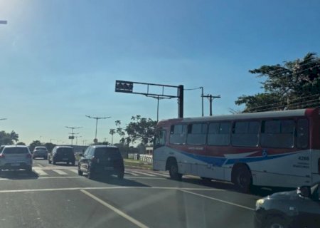 Linhas de ônibus voltam a rodar após paralisação do Consórcio Guaicurus em Campo Grande