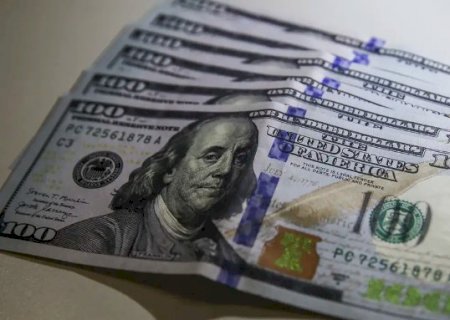D&oacute;lar sobe a R$ 5,39 ap&oacute;s dados de infla&ccedil;&atilde;o no Brasil e nos EUA