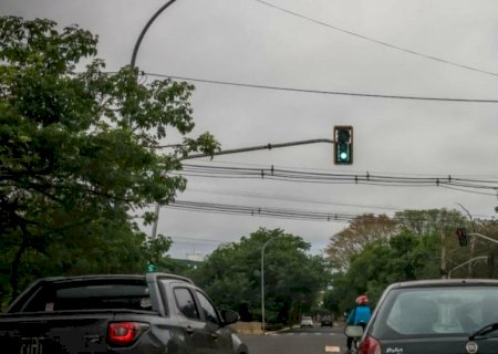 Frente fria derruba temperaturas e favorece chuvas em Mato Grosso do Sul