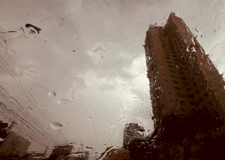 Prepare o guarda-chuva: próximos três dias serão de alerta para chuva intensa em MS