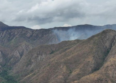 VÍDEO: Chuva não chega e fogo castiga Serra do Amolar pelo quarto dia seguido