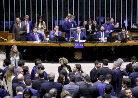 C&acirc;mara aprova isen&ccedil;&atilde;o do IR para sal&aacute;rios de at&eacute; R$ 5 mil