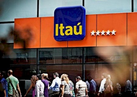 Falha deixa clientes do Itaú sem salário no 5º dia útil; entenda de quem é a responsabilidade pelo atraso 