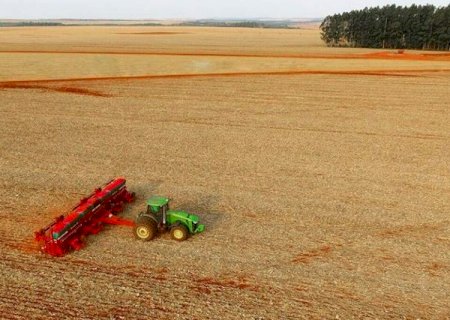 Juros de 15% e clima instável provocam redução de 53% no crédito rural