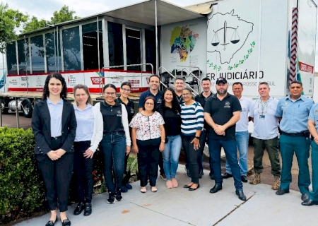 Carreta da Justiça estaciona em Jateí e faz mais de 200 atendimentos