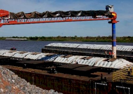 Com cen&aacute;rio h&iacute;drico a favor, Hidrovia do Paraguai move 8,5 milh&otilde;es de toneladas