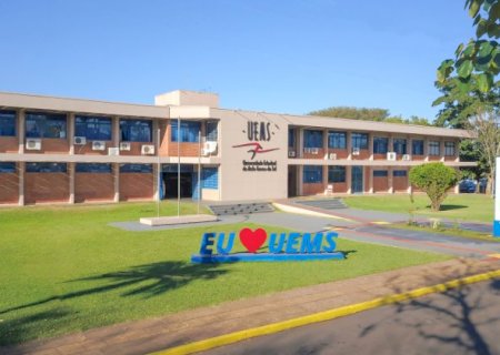 UEMS abre edital com bolsas de p&oacute;s-doutorado de R$ 5,2 mil por m&ecirc;s