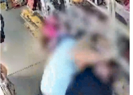 Empres&aacute;rias saem no soco ap&oacute;s confus&atilde;o por venda em camel&oacute;dromo