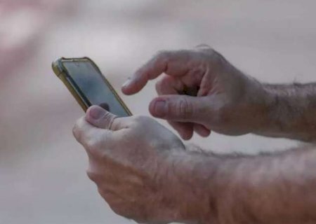 Troca de operadora de celular bate recorde em 2025