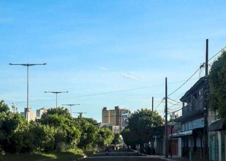 Domingo ser&aacute; de altas temperaturas e de alerta para chuva com ventania