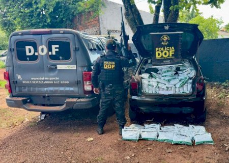 Celta é apreendido com 700 quilos de agrotóxicos paraguaios no distrito Nova Itamarati