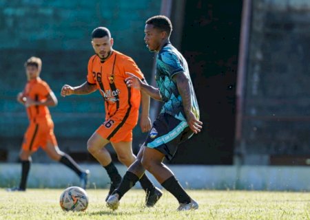 DAC movimenta jogadores e vence CA Dallas no primeiro jogo-treino da pré-temporada