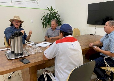 Prefeitura de Batayporã e ACEB definem sorteio do Show de Prêmios, evento terá como atração a dupla Elvis e Adriano