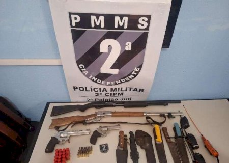 Em Juti, quatro caçadores são presos após um deles ser ferido por tiro acidental