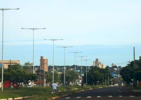 Sábado será de calor, ventania e pancadas de chuva em Mato Grosso do Sul