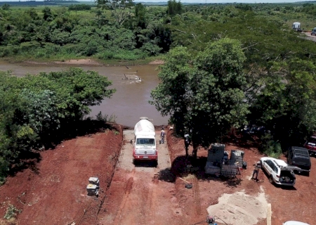 Zé Teixeira solicita construção de descedor de barcos em Fátima do Sul
