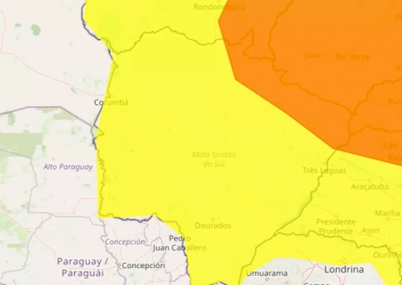 Segunda come&ccedil;a com chuva fraca e pode terminar com temporais isolados