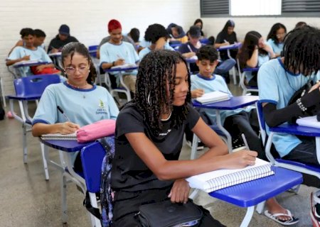 Pagamento da 1ª parcela do programa Pé-de-Meia começa nesta segunda