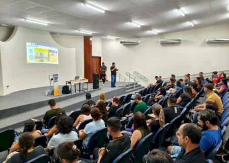 Forma&ccedil;&atilde;o tira professores da rotina e aposta em novas pr&aacute;ticas na Reme