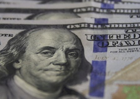 Com tensão no Irã, dólar fecha em R$ 5,32, o maior valor desde janeiro