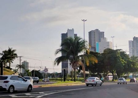 Com calor de até 36°C, domingo pode terminar com chuva em MS