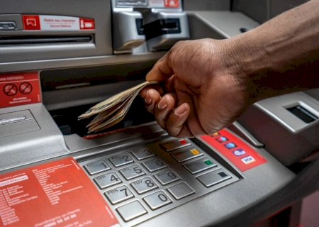 Prefeitura de Dourados antecipa salário de março para mais de 9 mil servidores públicos