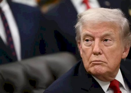 Trump diz que não há prazo para fim da guerra com Irã