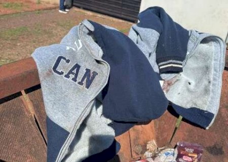 Beb&ecirc; encontrado em lixeira ainda tinha cord&atilde;o umbilical e morreu horas antes