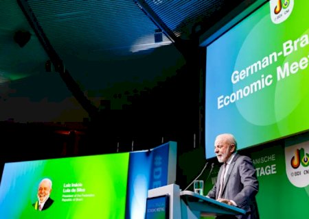 Lula fala em reciprocidade após expulsão de delegado dos EUA