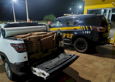 PRF apreende 787 Kg de maconha em Três Lagoas (MS)