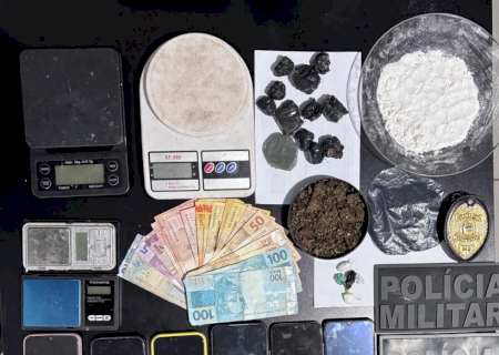 Deodápolis: Policias Civil e Militar fecham boca de fumo;  homem foi preso