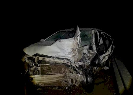 Homem morre preso &agrave;s ferragens ap&oacute;s batida entre carros em rodovia de Jardim