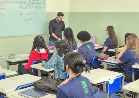 Reprova&ccedil;&atilde;o no Ensino M&eacute;dio despenca em MS>