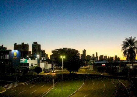V&eacute;spera de feriado come&ccedil;a com frio de 5&deg;C, mas ter&aacute; sol e m&aacute;xima de 32&deg;C