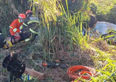 Capotamento na BR-163 deixa seis feridos entre Caarapó e Juti