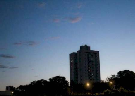 Tempo firme e seco marca quinta e sexta em MS, com m&aacute;ximas de at&eacute; 34&deg;C