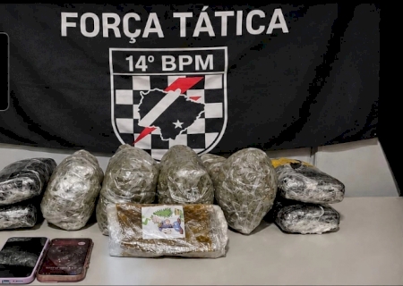 Jovens são flagradas com quase 5 quilos de skunk e haxixe em Fátima do Sul