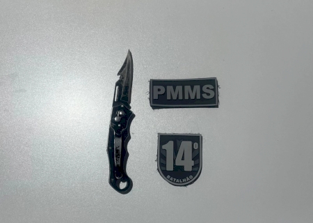PM de Glória de Dourados prende homem após descumprimento de medida protetiva, violação de domicílio, ameaças e porte de arma branca