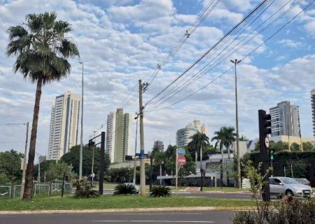 Domingo ser&aacute; de calor intenso, baixa umidade e risco de tempestades em MS