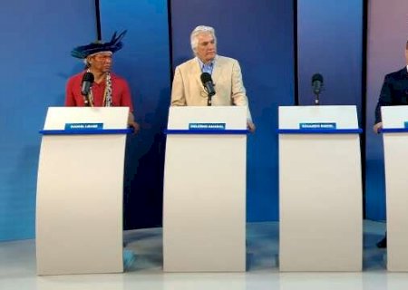 Primeiro debate da campanha para governo &eacute; esvaziado com aus&ecirc;ncia de Riedel
