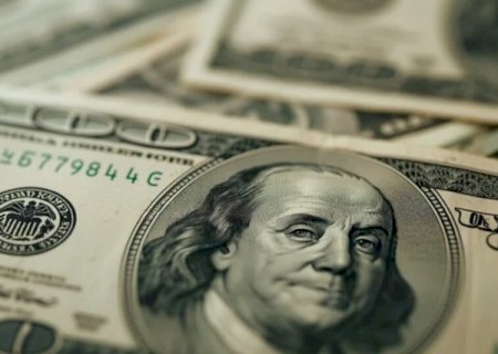 D&oacute;lar avan&ccedil;a 0,22% e fecha a R$ 5,15 com infla&ccedil;&atilde;o e d&iacute;vida p&uacute;blica no radar