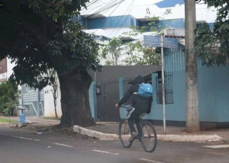 Ap&oacute;s fim de semana frio, temperatura volta a subir neste feriado em MS>
