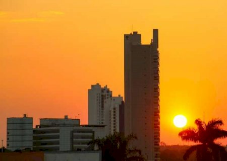 MS enfrenta segunda-feira de até 41°C antes da chegada de chuva forte