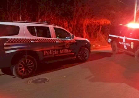 Ataque a tiros em residência deixa três mortos e adolescente ferido em Nova Casa Verde