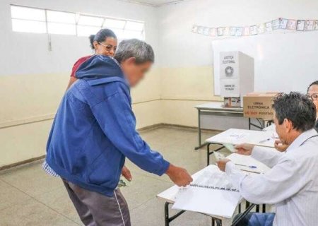 Votar serve como prova de vida do INSS, mas faltar não corta benefício