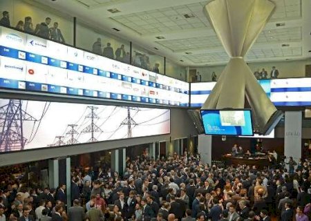 Ap&oacute;s vit&oacute;ria de Lula, Ibovespa cai 16,6% e opera&ccedil;&otilde;es s&atilde;o paralisadas