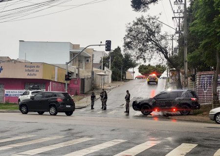 Homem que invadiu CMEI e fez crianças reféns é morto pela polícia